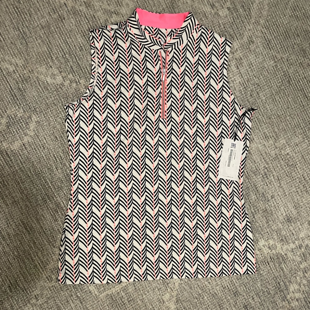 Women’s golf shirt